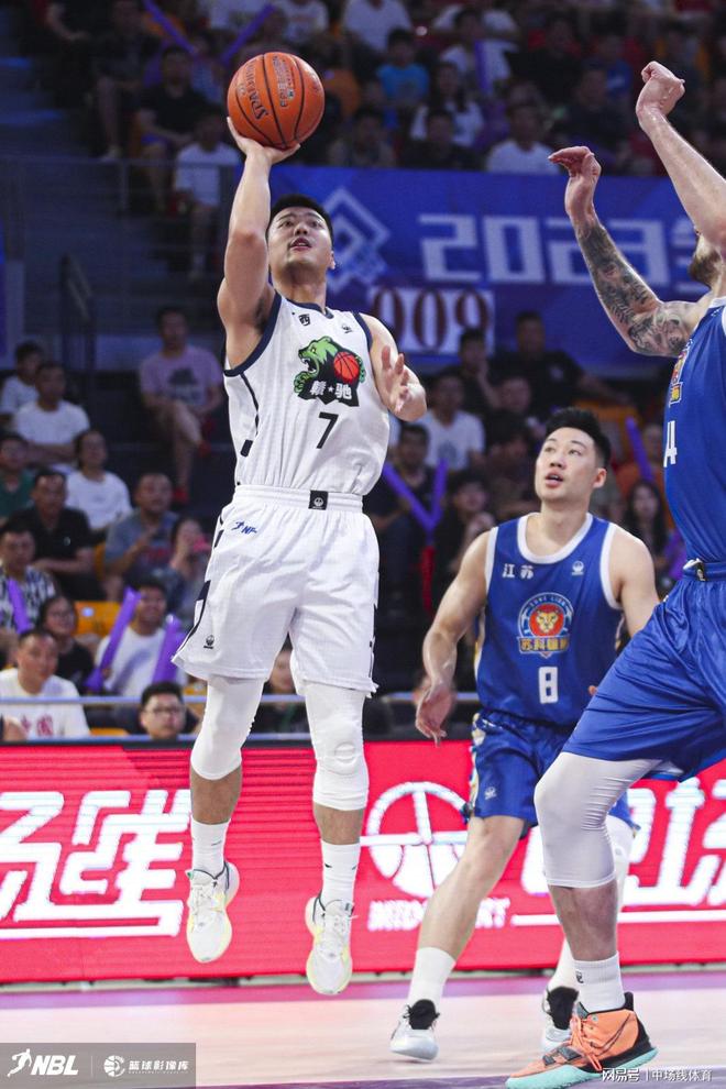 九游体育官网-NBL官方晒集锦：广西大腿庞峥麟带领球队又拿一胜的简单介绍
